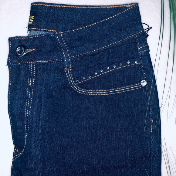 43 ’’ long straight dark blue jean junior pants - Picture 3 of 10